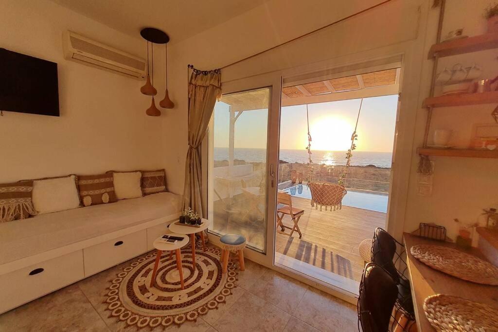 Tramonto Luxury Villa No1- Breathtaking Sunset View Foinikion Exterior photo