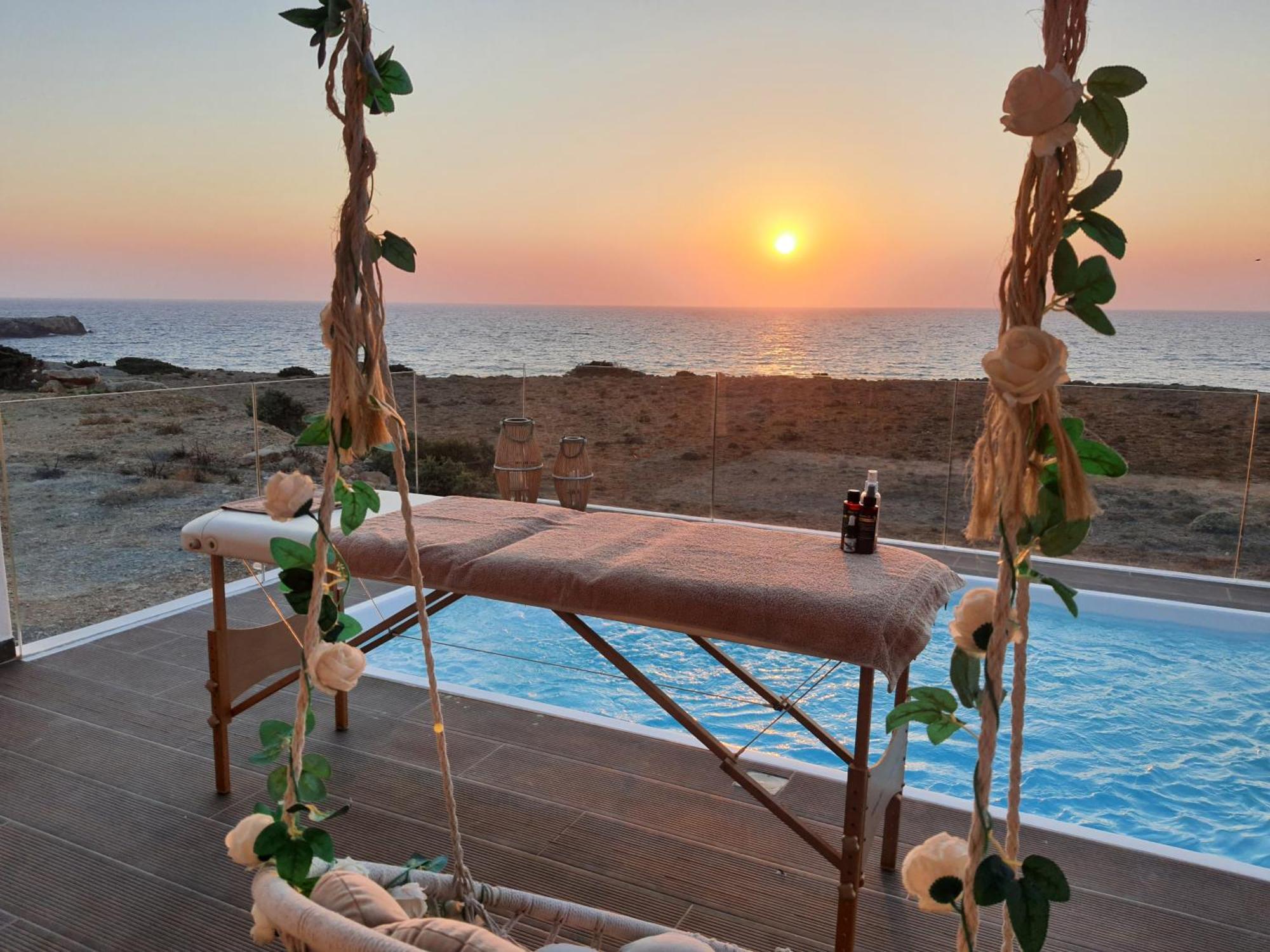 Tramonto Luxury Villa No1- Breathtaking Sunset View Foinikion Exterior photo