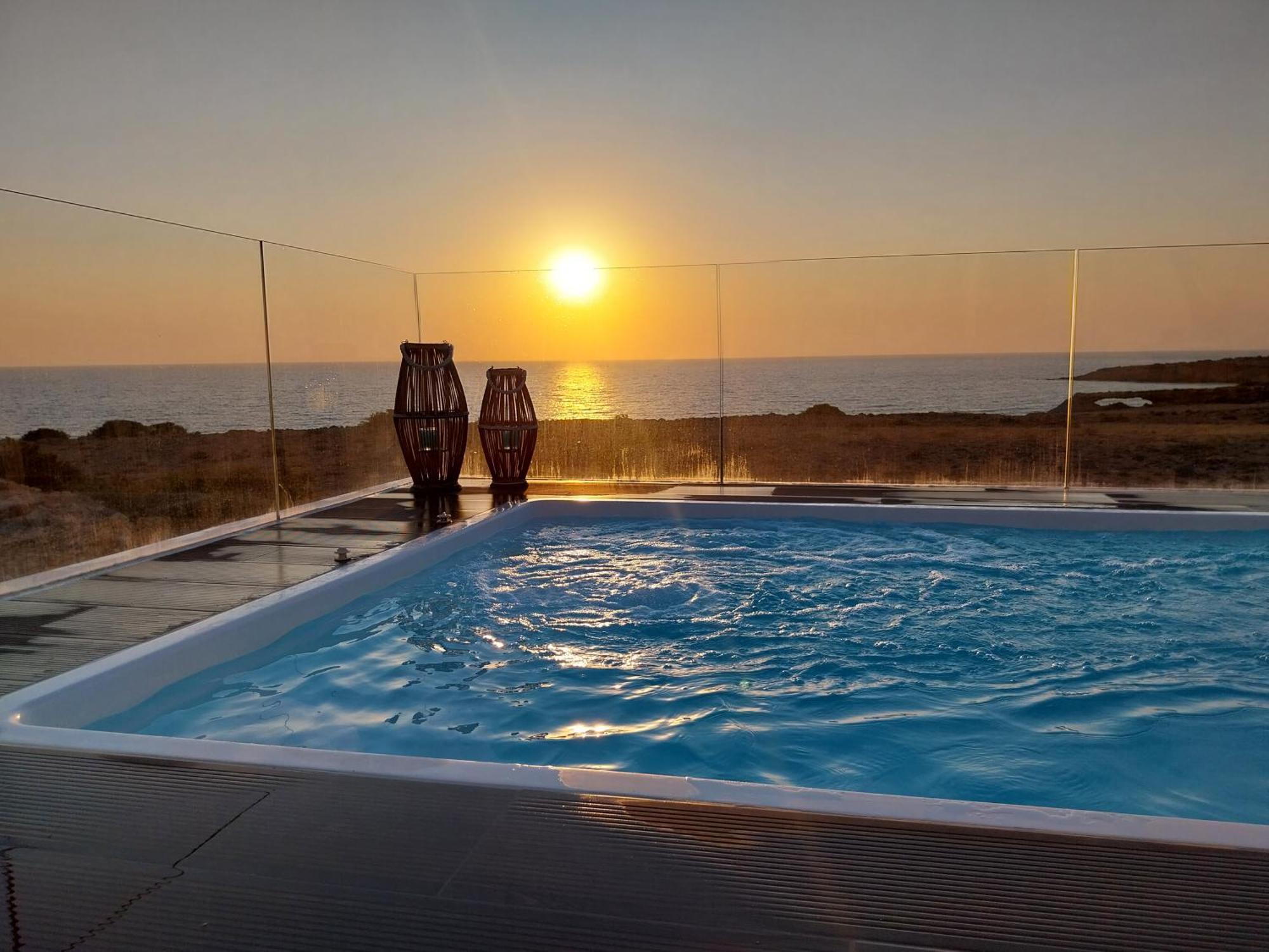 Tramonto Luxury Villa No1- Breathtaking Sunset View Foinikion Exterior photo